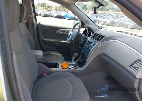 2011 Chevrolet Traverse Ls из США, поврежденный, VIN 1GNKRFED8BJ387060